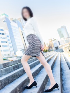 ���۰��-���