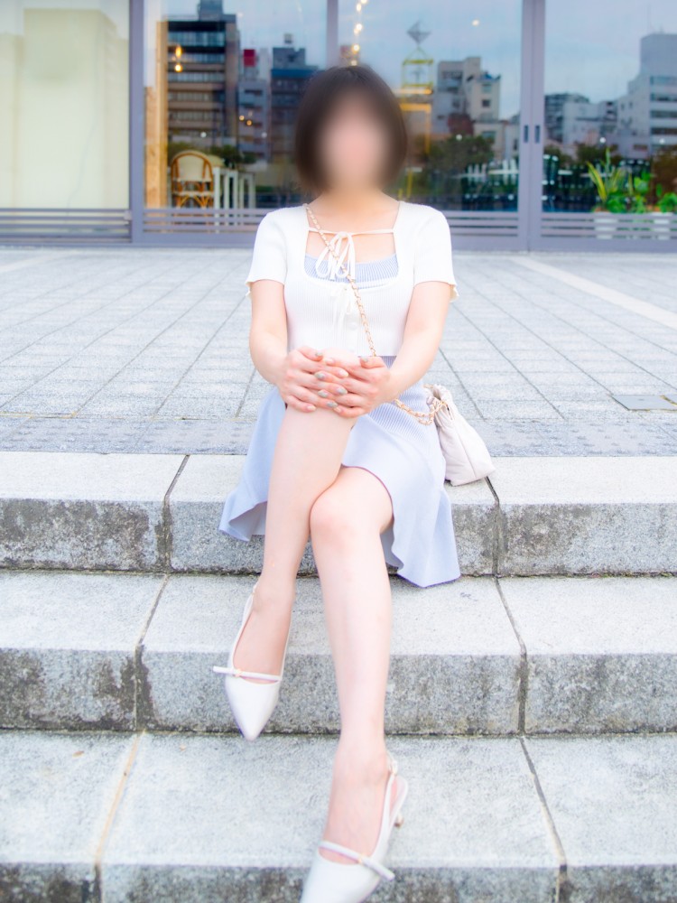 ななほちゃんの写真4|大阪 デリヘル 素人専門コンテローゼ