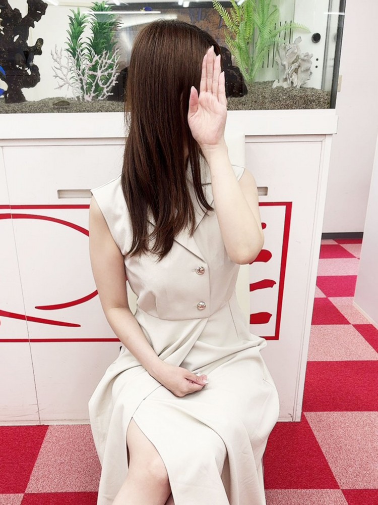 詩織（しおり）さんの写真1